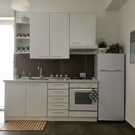 Apartment La Casetta In Alto Syracuse